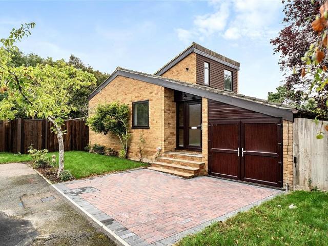 Bungalow for sale in Bedford