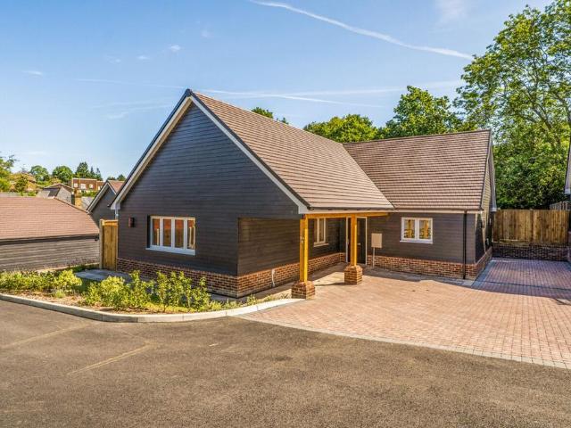 Bungalow for sale in Romford, Sandown Park