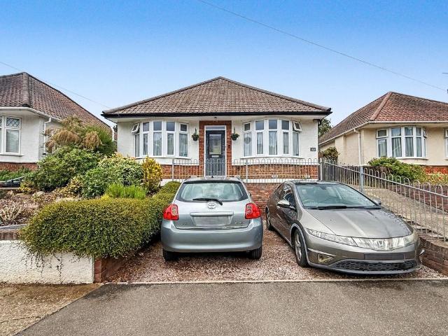 Bungalow for sale in Key Street, Suffolk