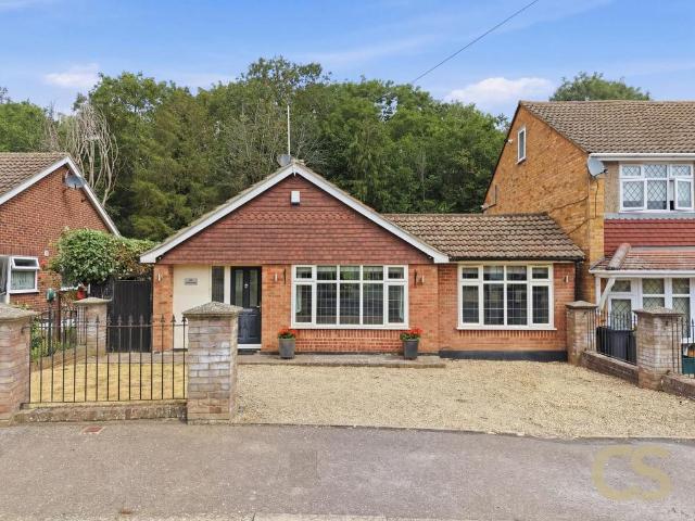 Bungalow for sale in Churchgate, Broxbourne