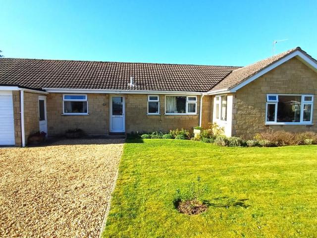 Bungalow for sale in Fossebridge, Gloucestershire