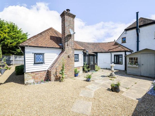 Bungalow for sale in Ringles Cross, Cross In Hand