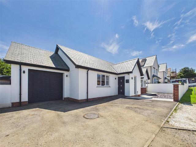 Bungalow for sale in Brandis Corner, Devon