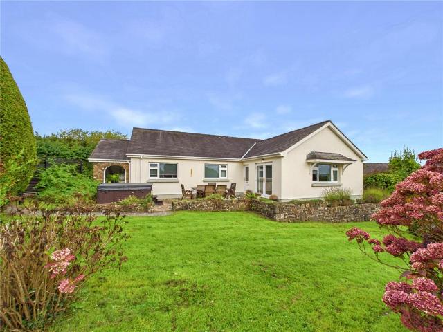 Bungalow for sale in Summerhill, Amroth
