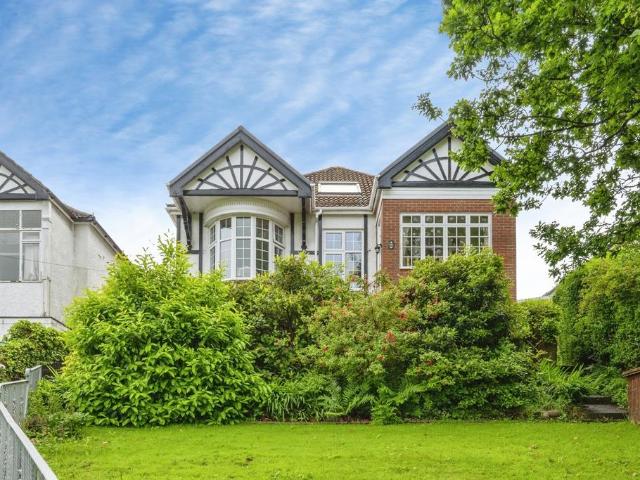 Bungalow for sale in Tyrfran, Felinfoel