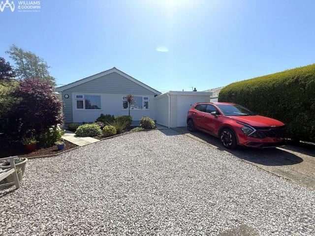 Bungalow for sale in Llangaffo, Wales