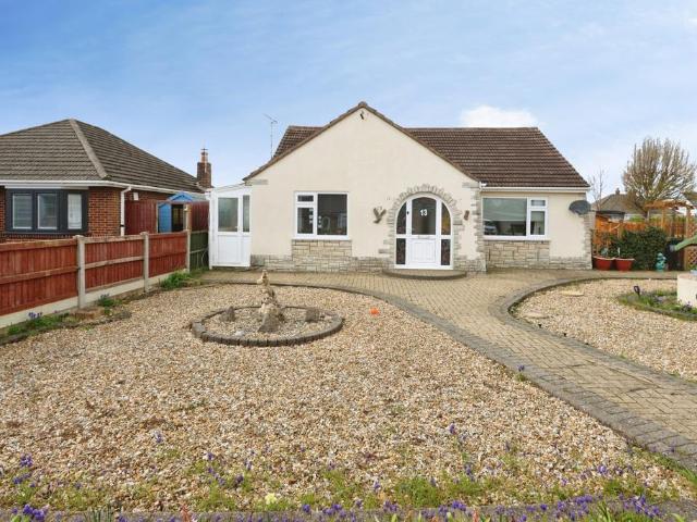 Bungalow for sale in Kinson, Bournemouth