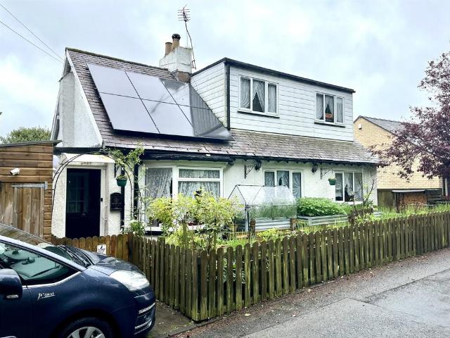 Bungalow for sale