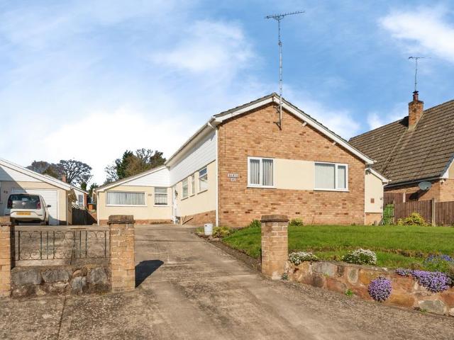 Bungalow for sale in Flint, Wales