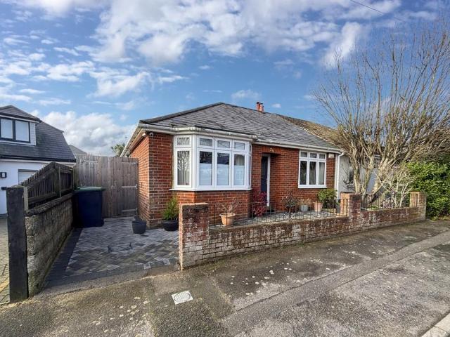 Bungalow for sale in Purewell, Christchurch