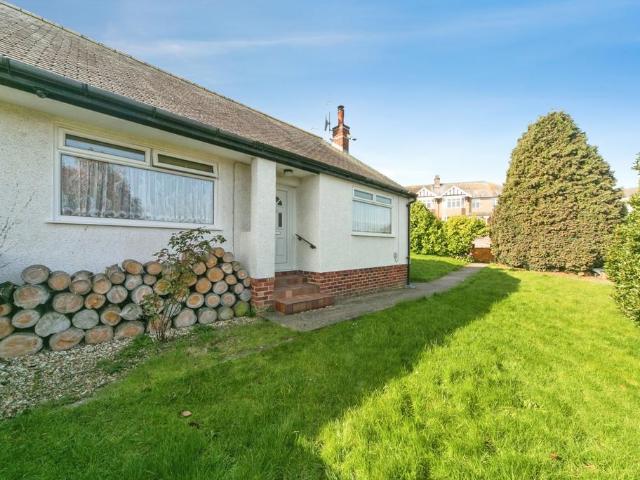 Bungalow for sale in Colwyn Bay, Wales