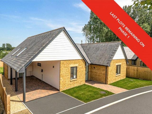 Bungalow for sale in Moor, South Petherton