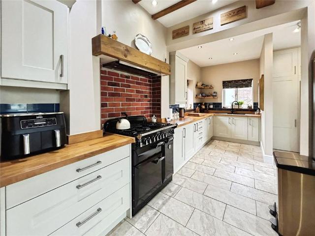 Bungalow for sale in Sutton, Ash