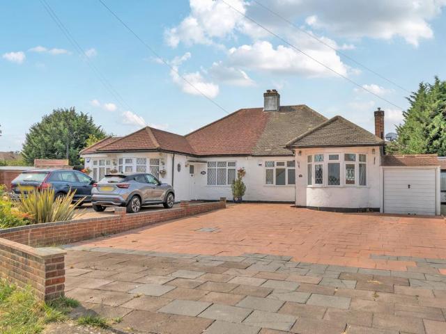 Bungalow for sale in London Borough of Croydon, Greater London