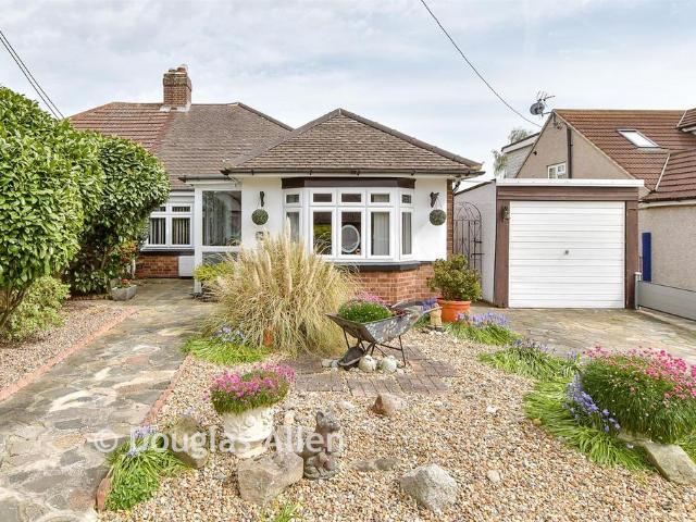Bungalow for sale in Navestock Side, Essex