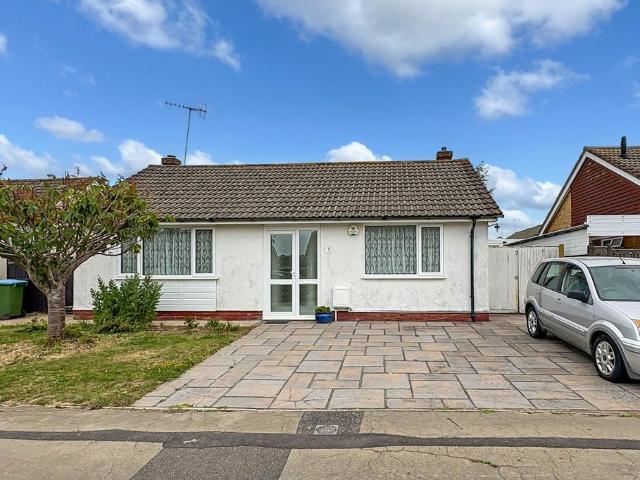 Bungalow for sale in Angmering, Clapham
