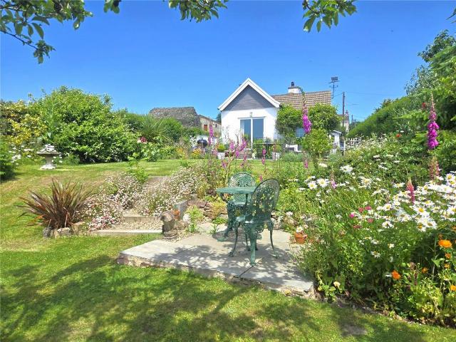 Bungalow for sale in Llawhaden, Wales