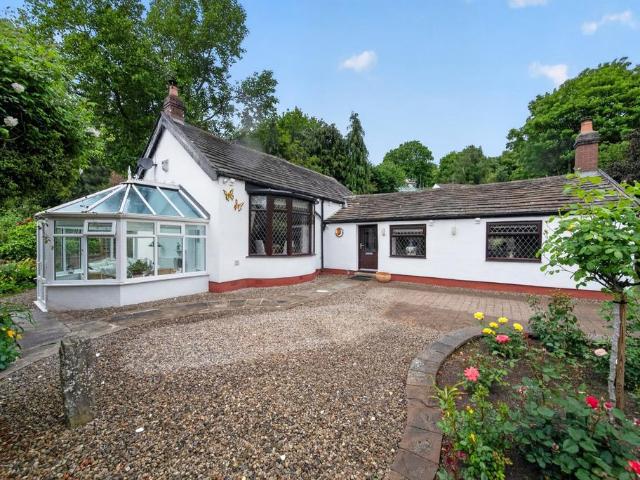 Bungalow for sale in Farsley, West Yorkshire