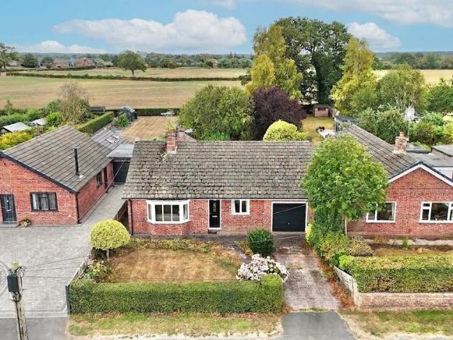 Bungalow for sale in Wrenbury cum Frith