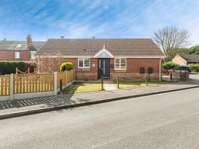 Bungalow for sale in Kinsley, West Yorkshire