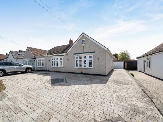 Bungalow for sale in Welling, Greater London