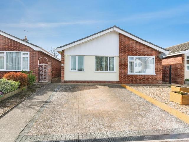 Bungalow for sale in Eastbridge, Suffolk