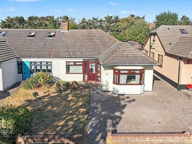 Bungalow for sale in Harold Wood, Greater London