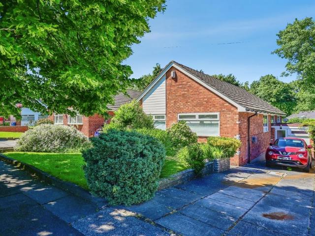 Bungalow for sale in Calderstones