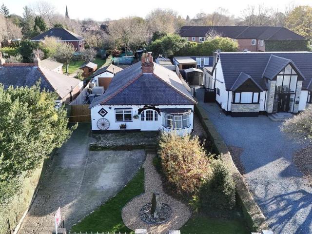 Bungalow for sale in Lower Bebington, Bebington