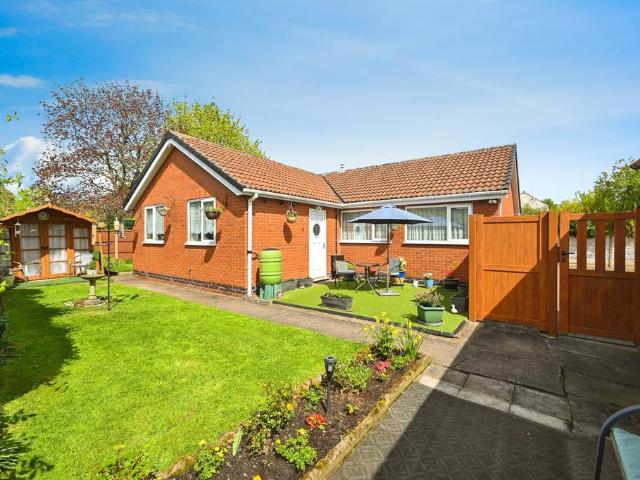 Bungalow for sale in Westwood, East Midlands