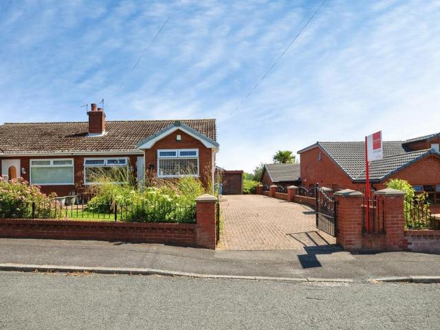Bungalow for sale in Cowling, Andertons Mill