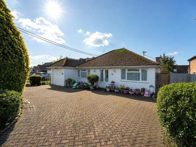 Bungalow for sale in St Stephen, Five Acres