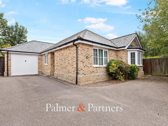 Bungalow for sale in Fordham Heath, Essex