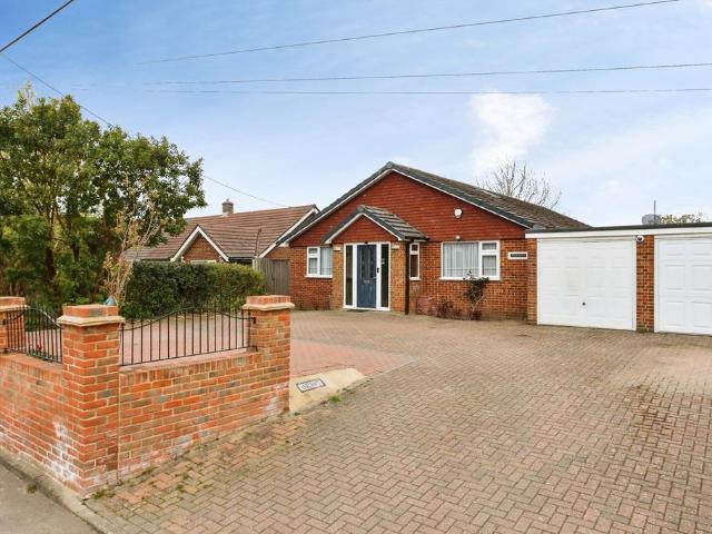Bungalow for sale in Chart Sutton, Maidstone