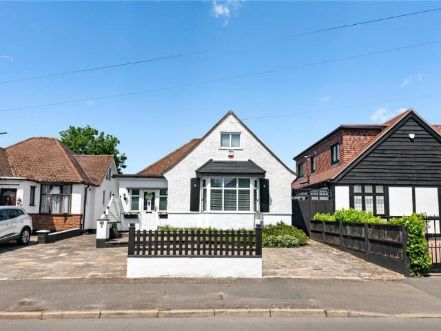 Bungalow for sale in Greater London