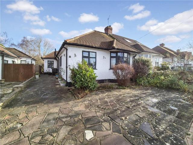 Bungalow for sale in Ramsden, Greater London