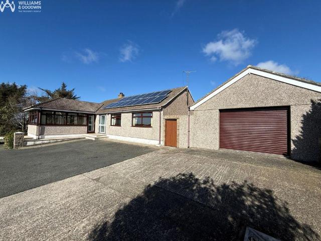 Bungalow for sale in Bryngwran