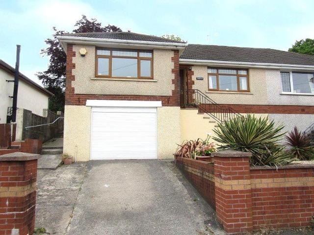Bungalow for sale in Llansamlet, Wales