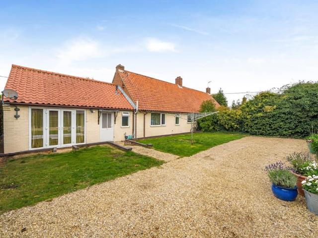 Bungalow for sale in Coltishall, Broadland