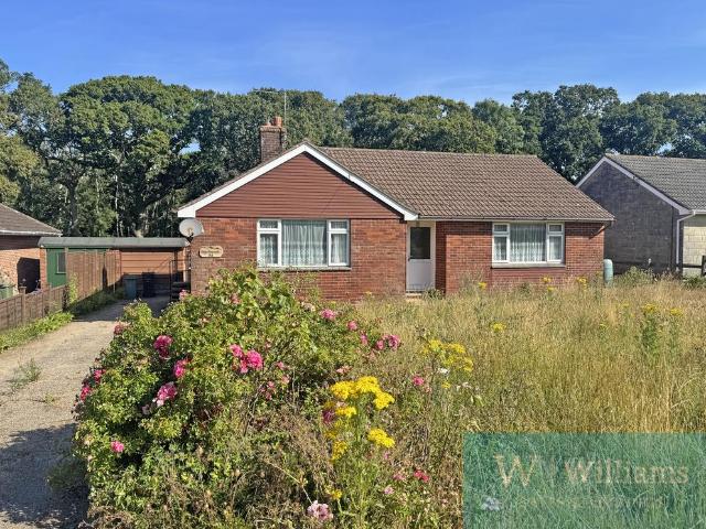 Bungalow for sale in Wootton Bridge, Isle Of Wight