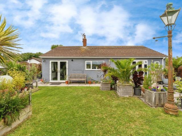 Bungalow for sale in Llanasa, Talacre