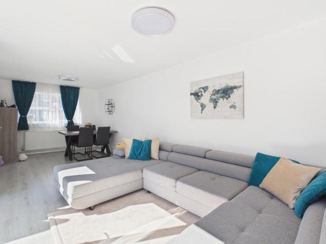 Bungalow for sale in Leighton-Linslade, Linslade