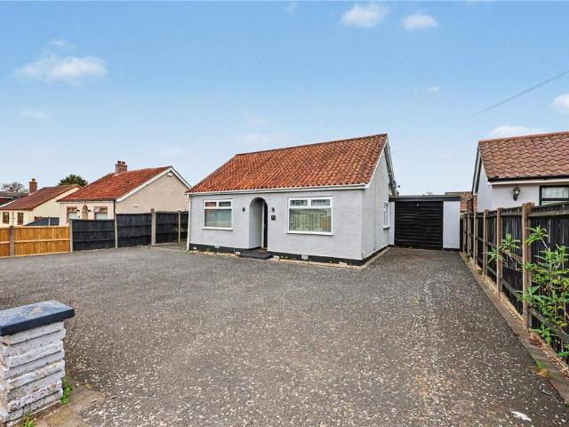 Bungalow for sale in Crostwick, Norfolk