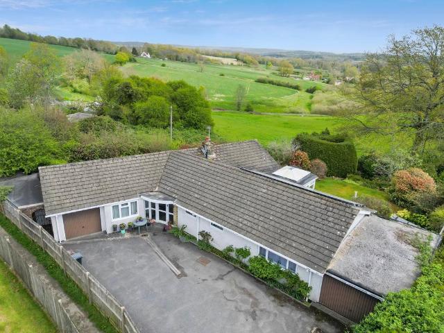 Bungalow for sale in Battle, Heathlands