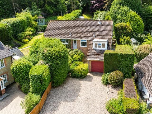 Bungalow for sale in Bolton Low Houses, Hampshire