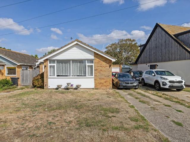 Bungalow for sale in Littlecote, West Sussex