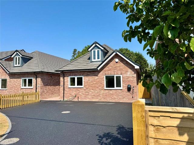 Bungalow for sale in Old Milton, New Forest