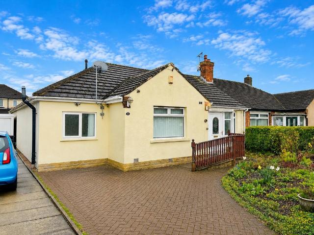 Bungalow for sale in Buttershaw, West Yorkshire