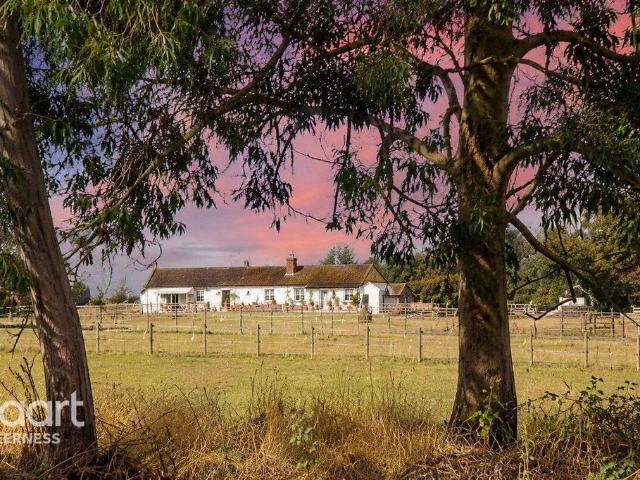 Bungalow for sale in Oad Street, Kent