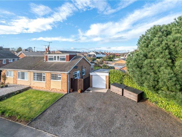 House for sale in Fishers Green, North Yorkshire